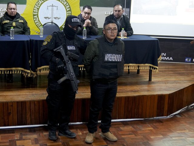 Bolivia TV: суд в Боливии дал полгода превентивного заключения мятежным генералам