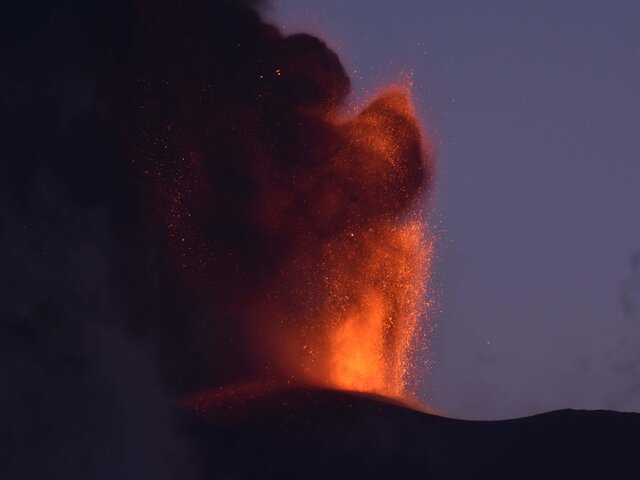 Извержение вулкана Этна произошло в Италии