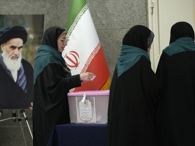 В Иране завершился второй тур внеочередных выборов президента