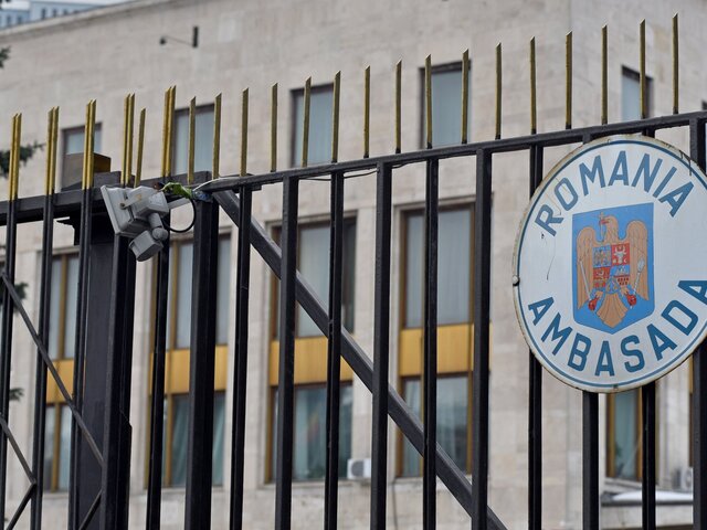 Москва высылает сотрудника посольства Румынии из РФ