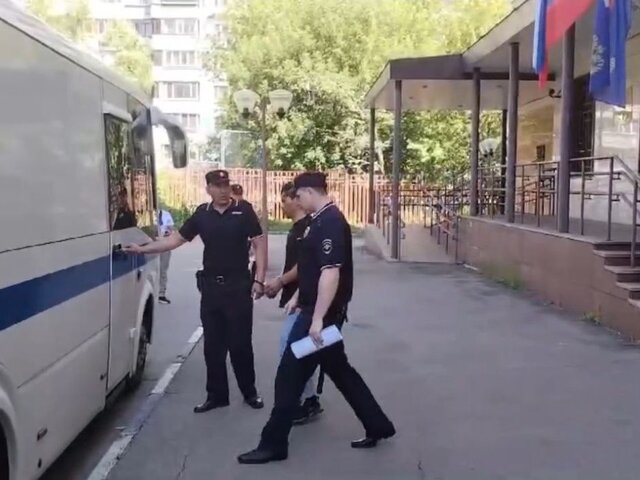 Следствие просит арестовать обвиняемых в изнасиловании девушки в Москве