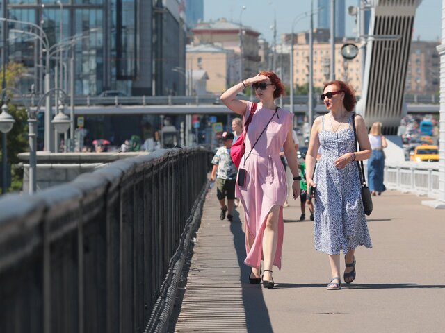 Синоптик Позднякова: жара в Москве продержится до 20 июля