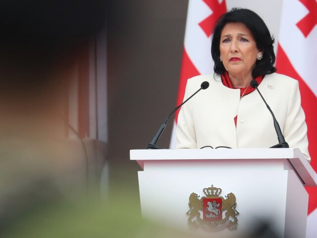 Президент Грузии обвинила власти в санкциях со стороны ЕС и США