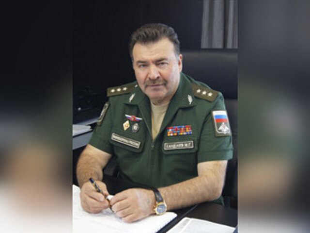 Умер глава Управления государственной экспертизы Минобороны Магомед Хандаев