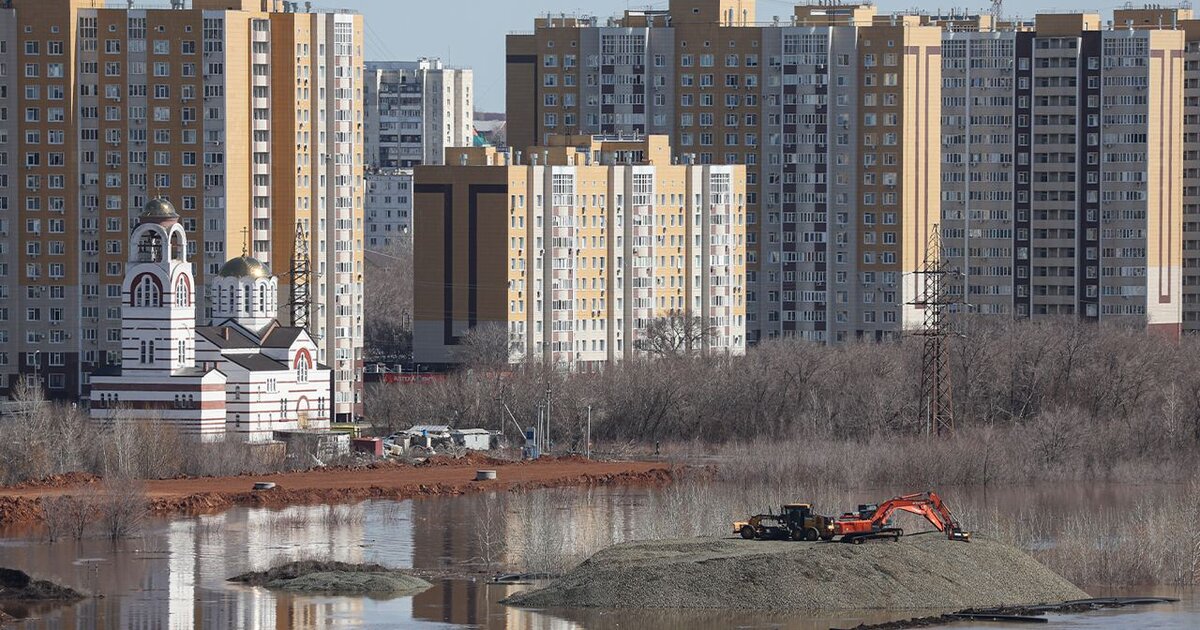 В Оренбурге с 15:00 начнут эвакуацию из всех СНТ и баз отдыха вдоль реки