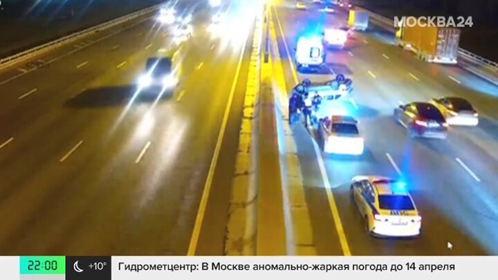 ДТП произошло на внутренней стороне МКАД после Ивановского моста