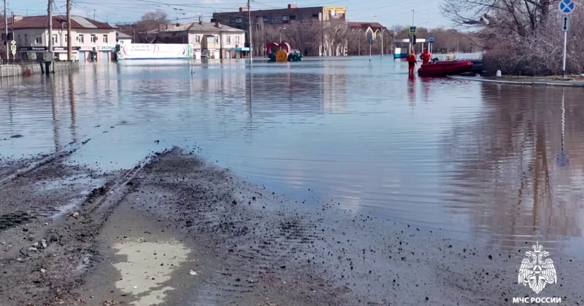 Уровень воды в Урале под Оренбургом вырос на 32 см за ночь