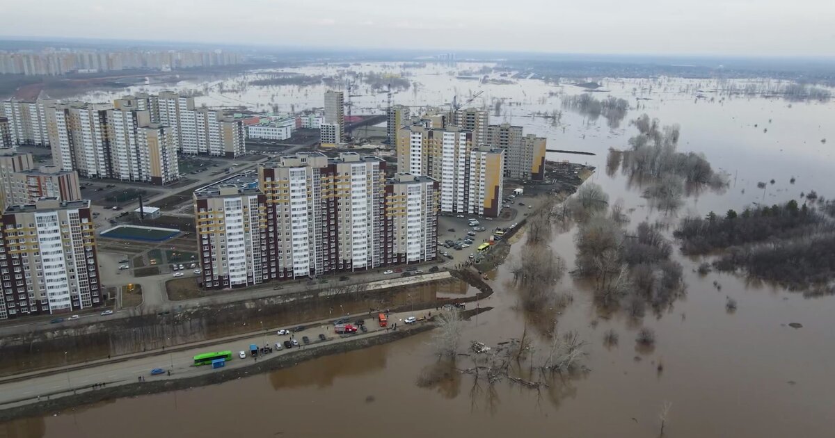 Вода в реке Урал в Оренбурге приближается к 11 метрам