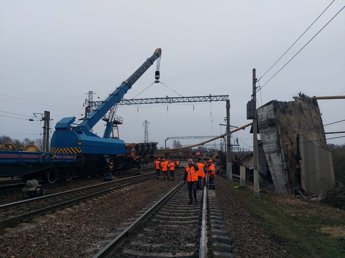 Подачу газа после обрушения моста в Вязьме восстановят за трое суток –  Москва 24, 08.04.2024