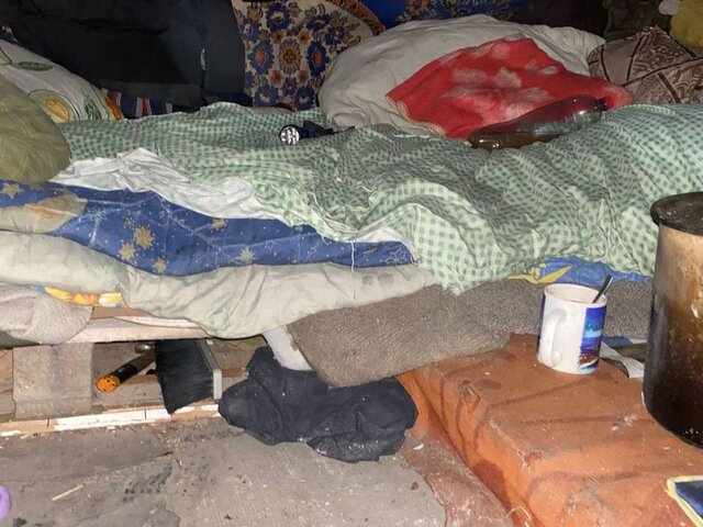 Полиция нашла пропавшую семью в лесном шалаше под Тулой