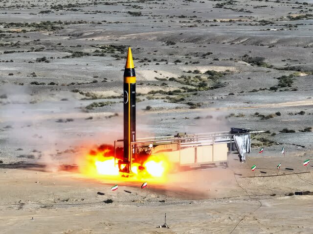 IRNA: Иран запустил баллистические ракеты в сторону Израиля