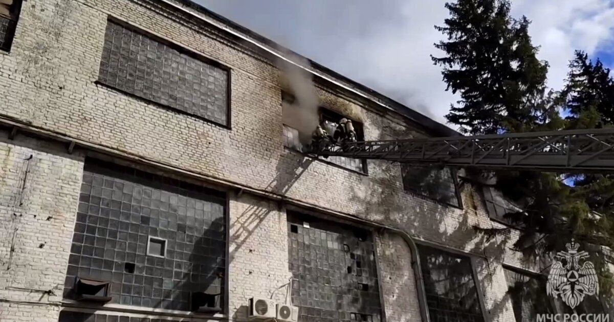 Три человека погибли и двое пострадали при пожаре в Воронеже