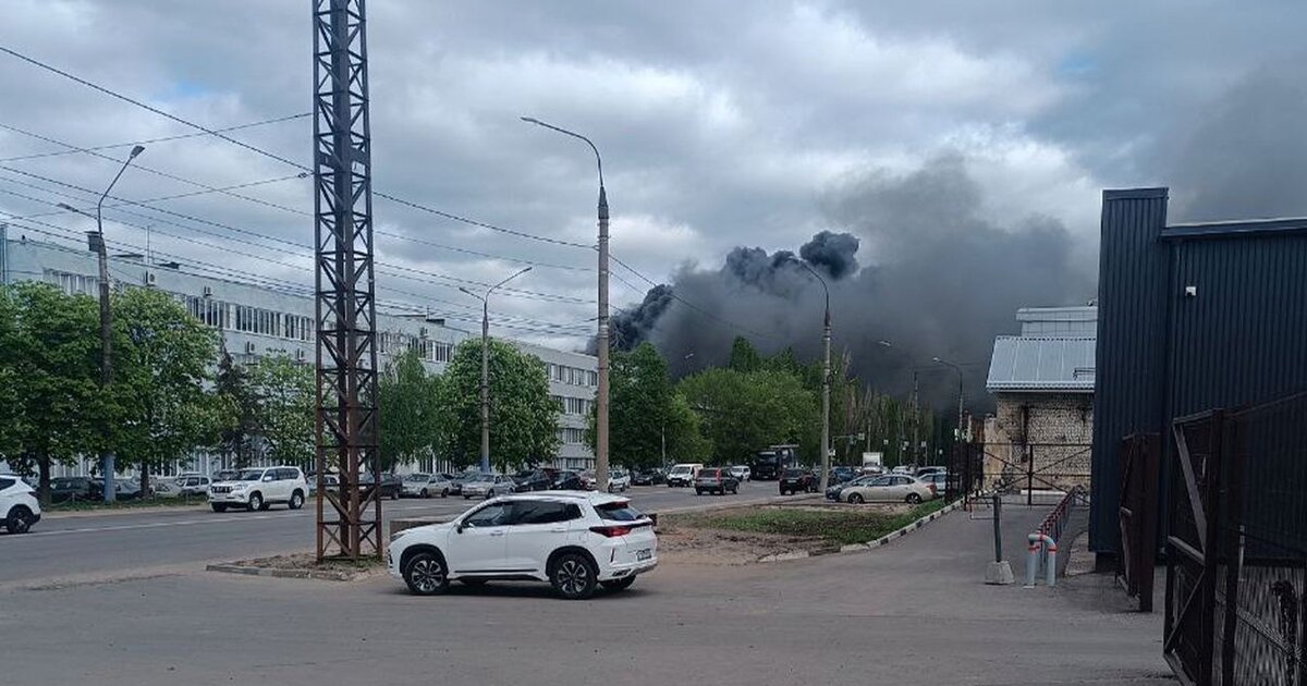 Пожар произошел в цехе по производству электрооборудования в Воронеже