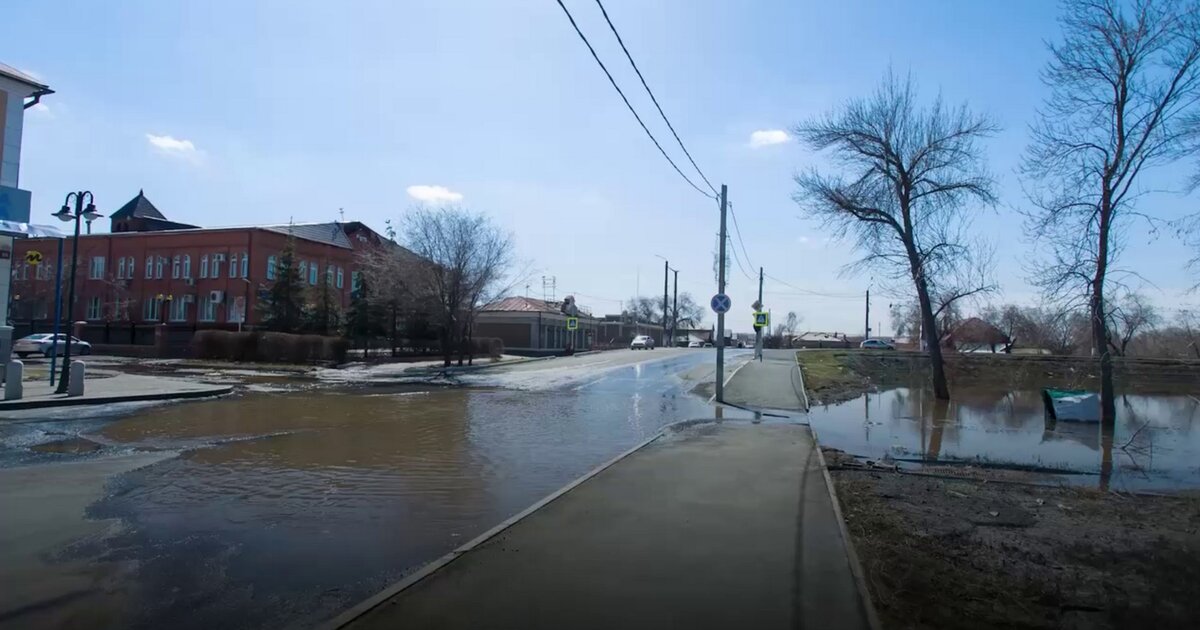 Уровень воды в реке Урал у Оренбурга снизился до 1 109 сантиметров