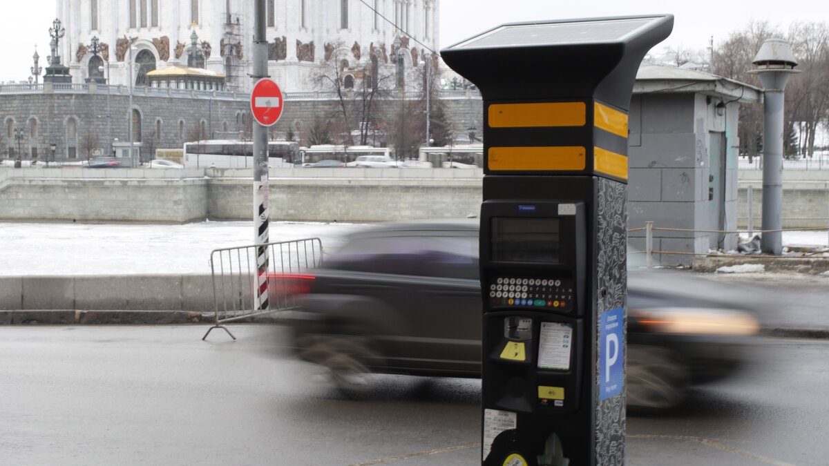 Бесплатные парковки появятся у 27 храмов в центре Москвы – Москва 24,  31.03.2014