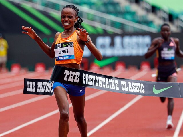 Кенийская спортсменка побила мировой рекорд в беге на 10 тыс метров