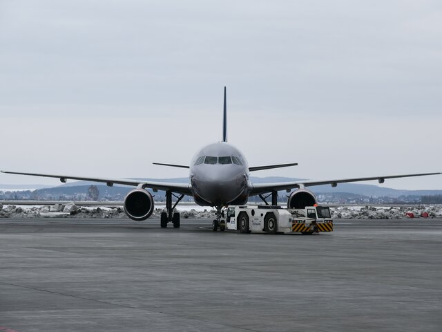 Сообщивший о неполадках Airbus A321 приземлился в Шереметьево
