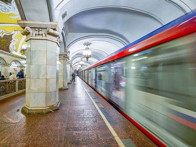 Интервалы движения поездов увеличены на центральном участке Сокольнической линии метро