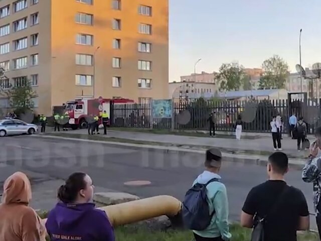 Семь военнослужащих пострадали при детонации снаряда времен ВОВ в академии Петербурга