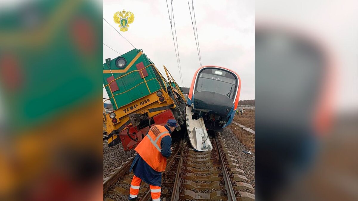 Электропоезд столкнулся с тепловозом в депо Нахабино – Москва 24, 04.04.2024