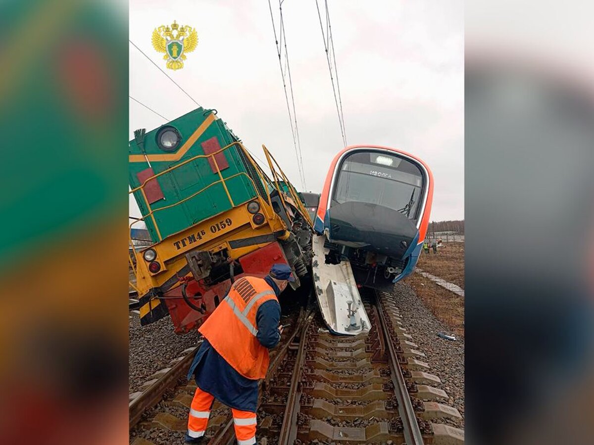 Электропоезд столкнулся с тепловозом в депо Нахабино – Москва 24, 04.04.2024