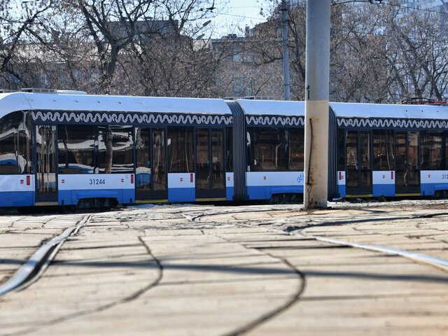 Трамвай в беспилотном режиме начнет выезжать на улицы Москвы летом – заммэра Ликсутов