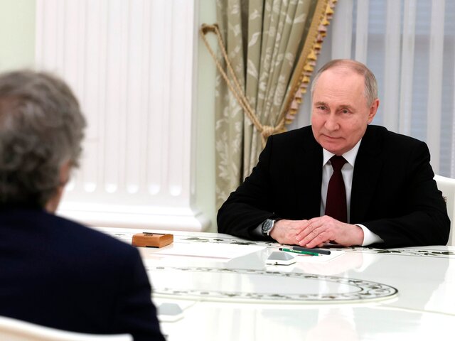 Путин считает, что рано говорить о завершении карьеры Кустурицы