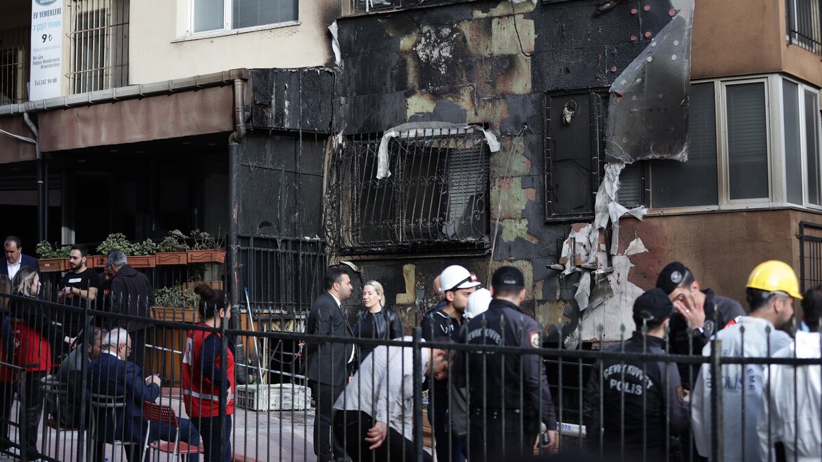 29 человек погибли в результате пожара в Стамбуле – Москва 24, 02.04.2024