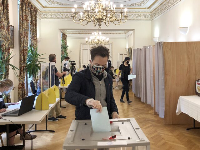 Зампред ЦИК заявил, что за Путина проголосовало большинство избирателей за рубежом