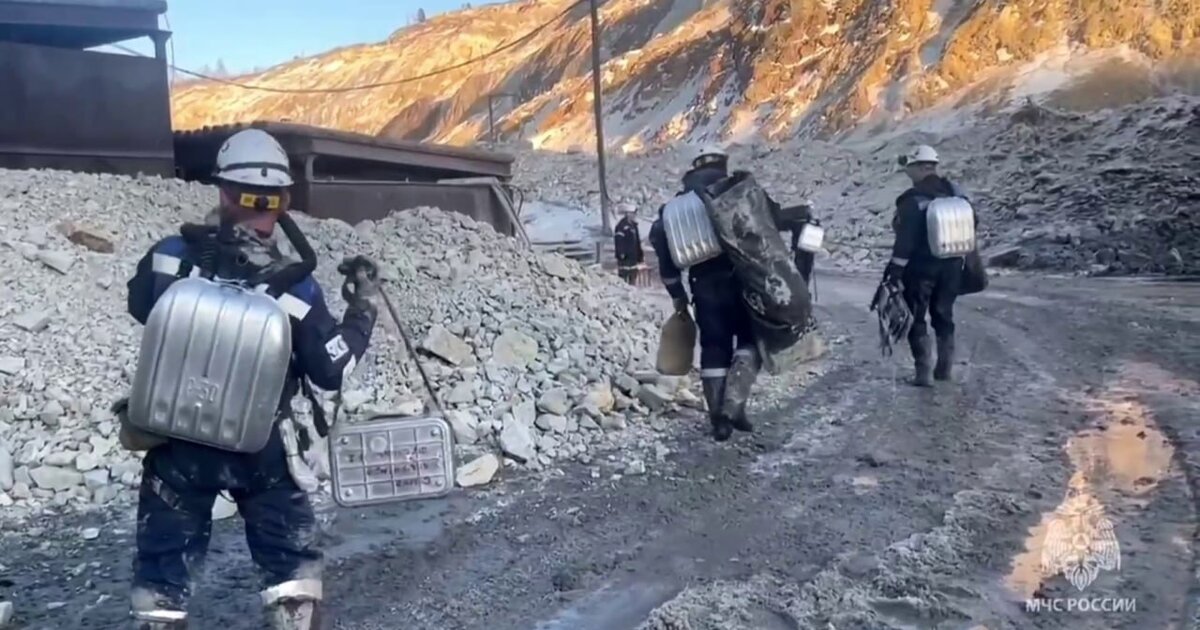 Две скважины пробурят на месте завала на руднике «Пионер» в Приамурье