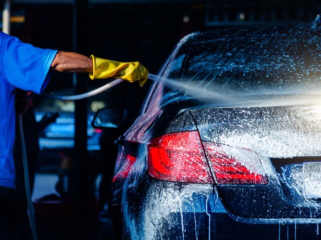 Помыть, почистить, заменить: как подготовить авто к теплому сезону