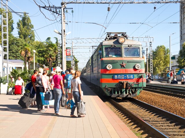 Эксперт назвал лучшее время для покупки железнодорожных билетов на юг РФ