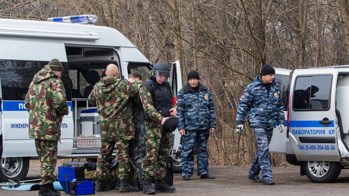 Боевой робот и машина-трап: какие спецсредства использует полиция – Москва  24, 25.04.2014