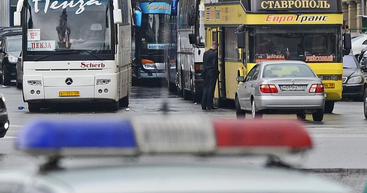 Стоянка автобусов. Евротранс Ставрополь. Евротранс Ставрополь официальный сайт. Автобус Москва Владимир с Курского вокзала фото. Автобус Евротранс ИП Яцунов фото автобуса.