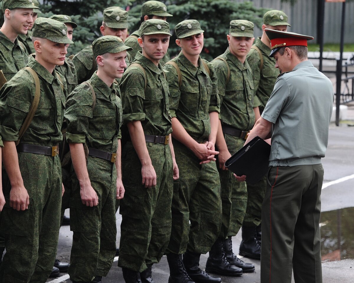 Пройти срочную службу можно будет в прокуратуре и СК – Москва 24, 28.05.2014