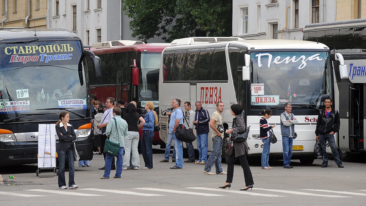 Более 400 нелегальных автобусов отправили на спецстоянки с начала года –  Москва 24, 11.06.2014