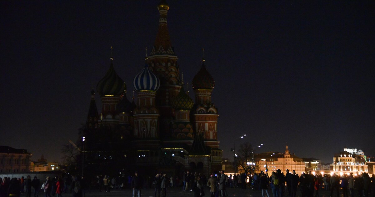 В каких районах москвы нет света. Час земли Москва. Москва без света. Москва без света ночью. Москва площадь без света.