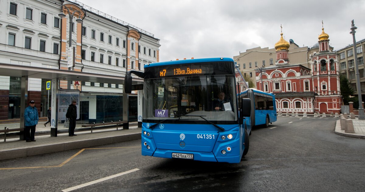 Московский определенный. Магистральный автобус. Автобусные дороги Москвы. Автобус 1000. Автобусное движение в Москве.