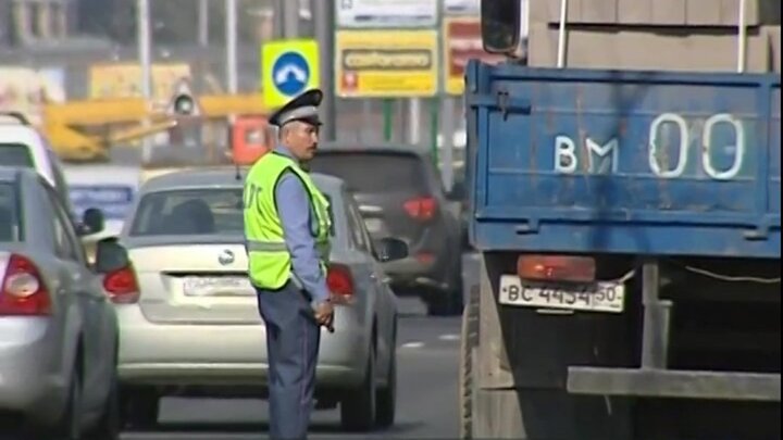 Московским водителям