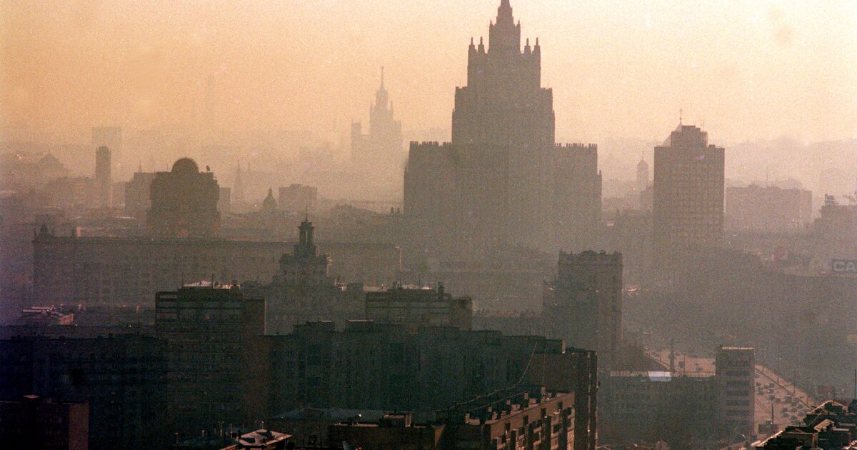 Экология москвы. Загрязнение атмосферы в Москве. Атмосфера Москва. Грязный воздух в Москве.