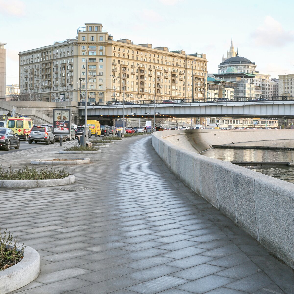 Фрунзенская набережная в москве фото