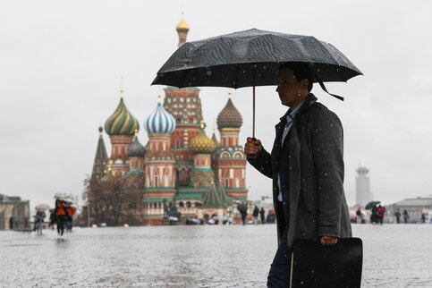 Ветреная дождливая погода установится в Москве 1 июля