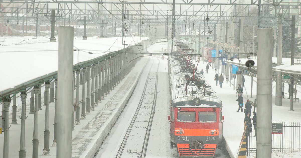 Электрички снегири тушинская сегодня. Поезда на Ленинградском направлении. Поезда Рижского направления. Станция Удельная Московская. Электрички Казанского направления фото.