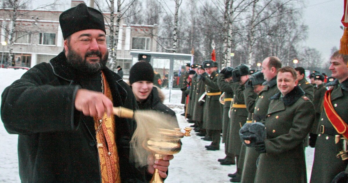 Капеллан священник