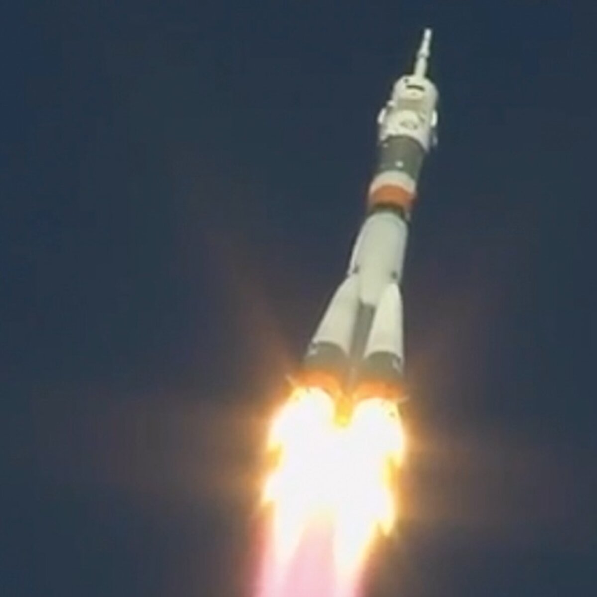 Poyavilos Video Avarii Rakety Soyuz Moskva 24 11 10 2018