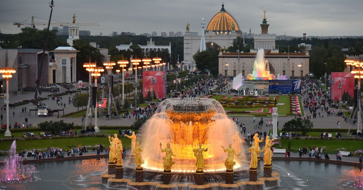 Вднх сегодня фото. ВДНХ 2003 год. ВДНХ 2001. Выставка достижений народного хозяйства ВДНХ. ВДНХ 2006 год.