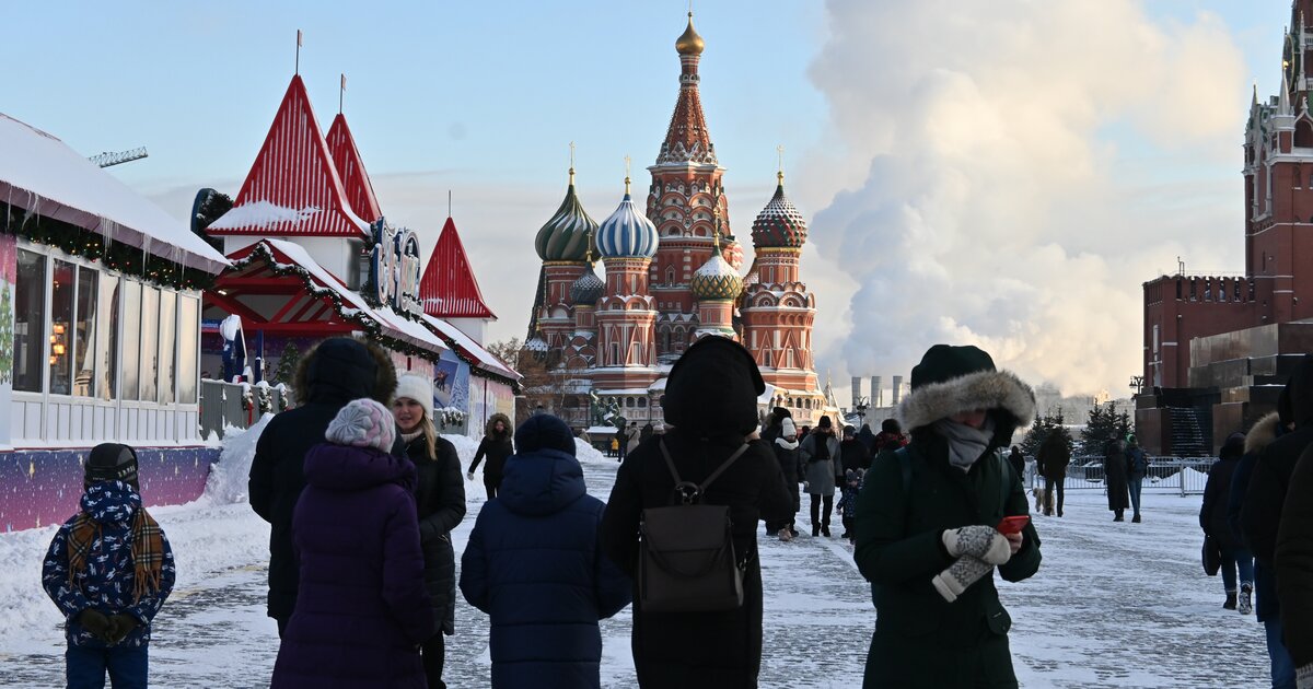 Сюжет москва. Москвич зимой. Суровая зима в Москве. СУВОРОВАЯ зима в Москве. Самая холодная зима в Москве.