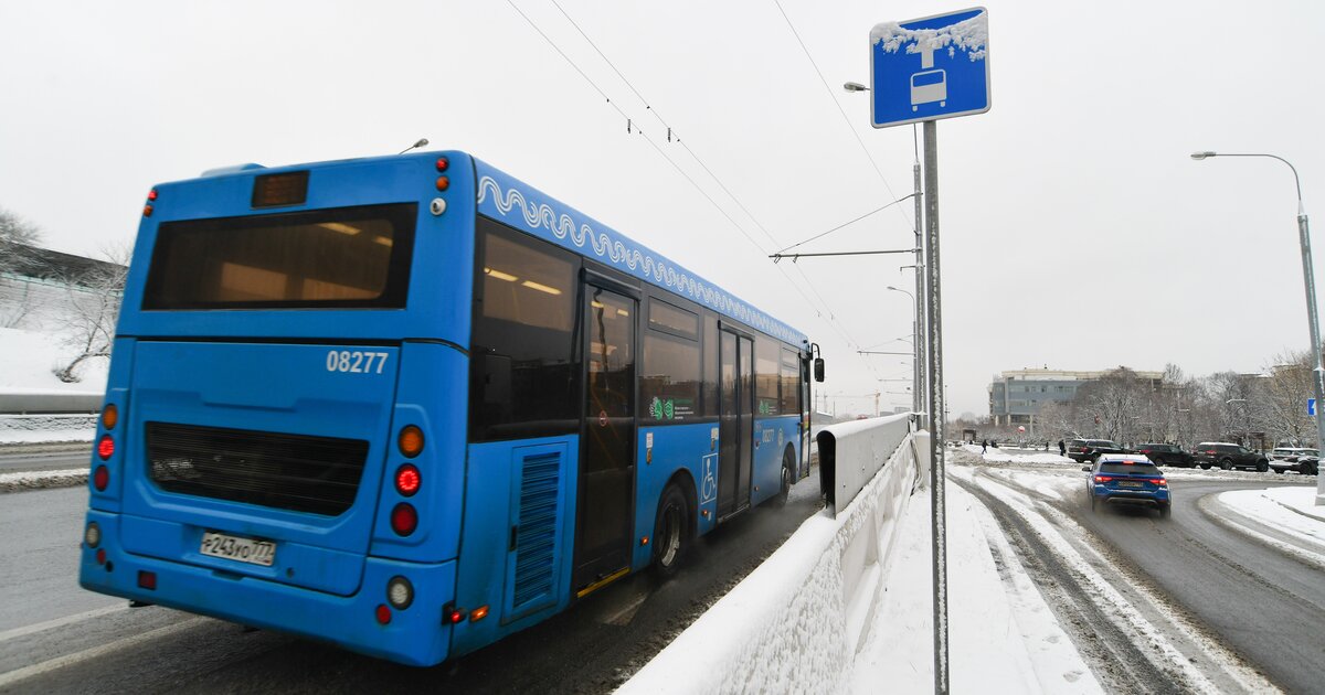 Автобус 372 маршрут остановки. Автобус 220. Маршрут 372. Проезд автобуса 372. Маршрут 372 автобуса.