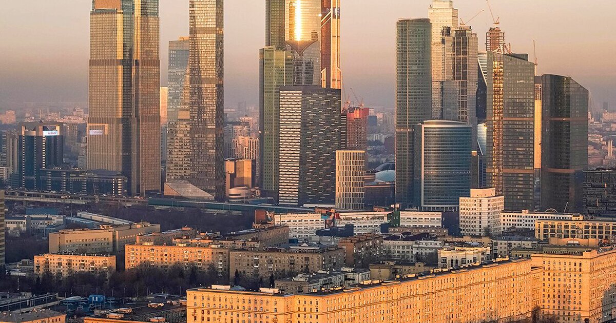 Moscow has. Интернационал Москва. Зеленые облигации Москва деловой центр. Экспо 2030 метро.