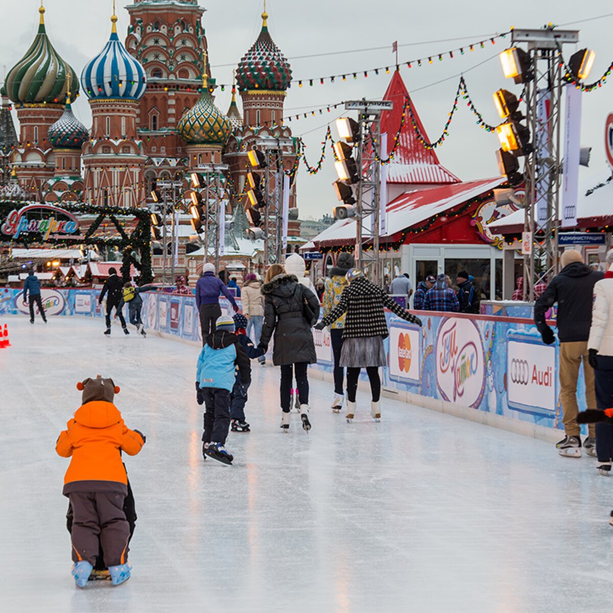 В парках Москвы рассказали, как будут работать катки – Москва 24, 27.11.2020